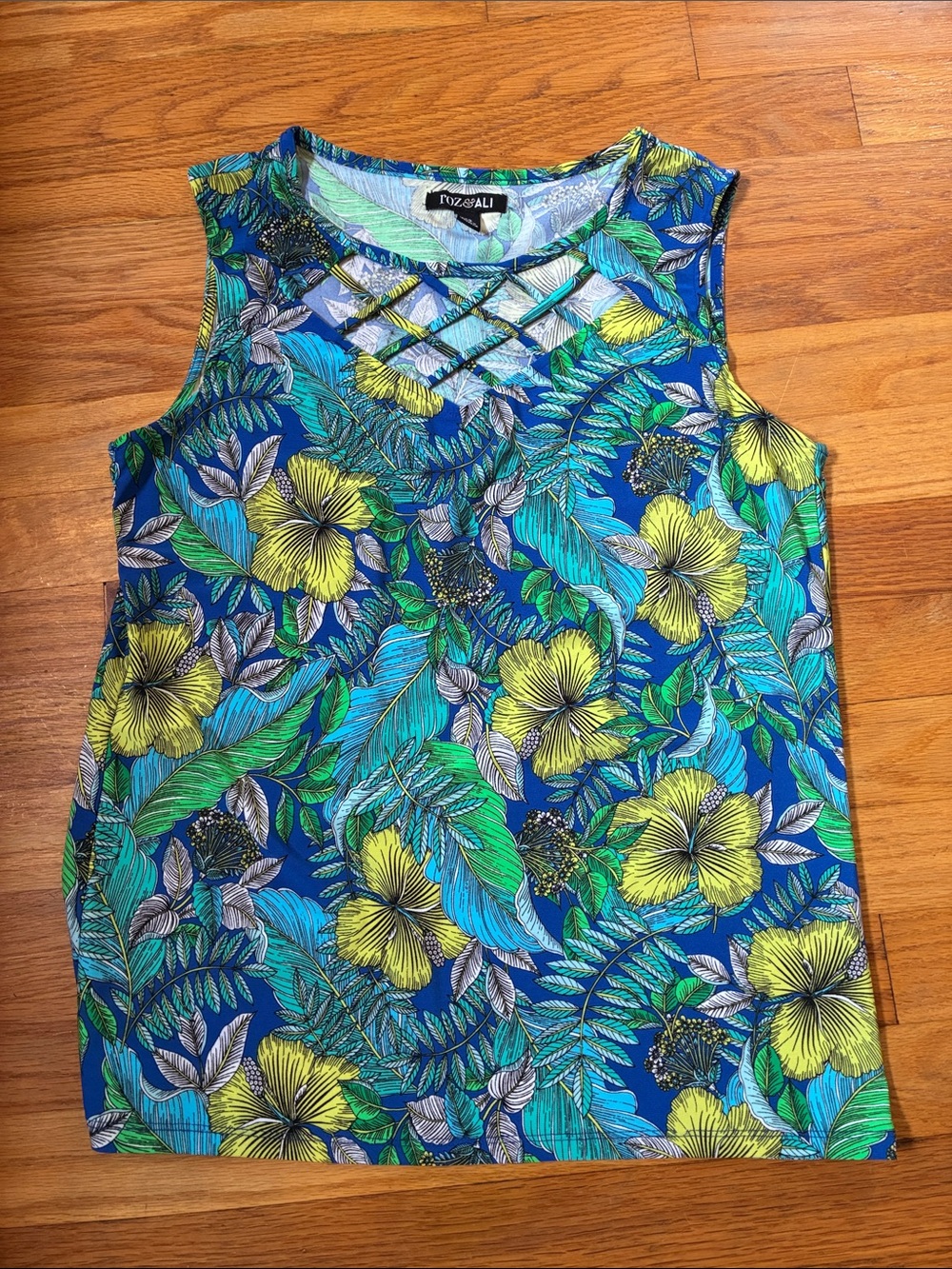 Roz & Ali Blue Tropical Floral Lattice-Neck Sleeveless Tank